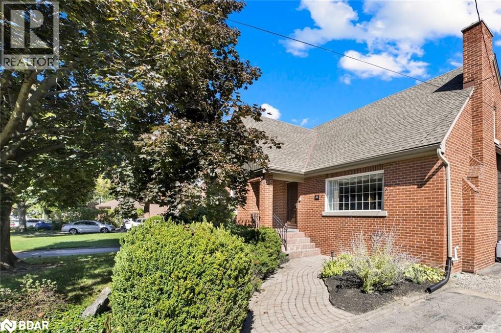 31 Lower Horning Road, Hamilton, Ontario  L8S 3E9 - Photo 1 - 40774530