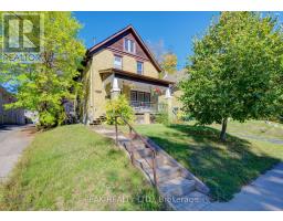 32 ELGIN STREET, Waterloo, Ontario