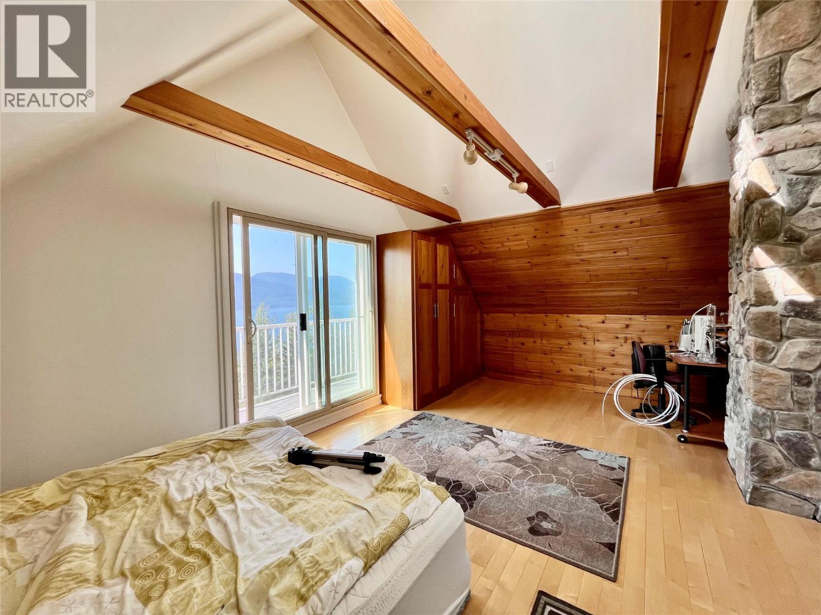 455 Crescent Bay Road, Nakusp, British Columbia  V0G 1R1 - Photo 14 - 10364424