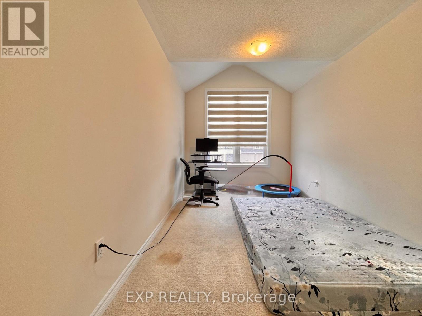 107 Mcgill Avenue, Erin, Ontario  N0B 1T0 - Photo 10 - X12435204