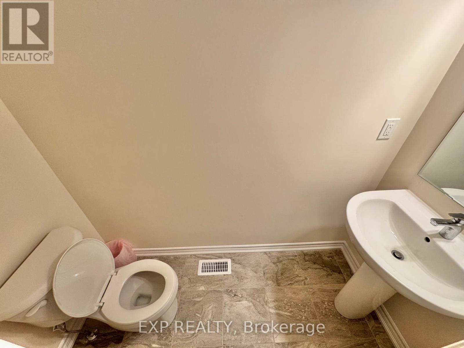 107 Mcgill Avenue, Erin, Ontario  N0B 1T0 - Photo 16 - X12435204