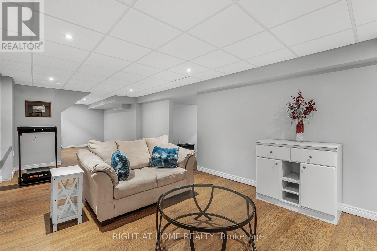 80 Loretta Drive, Niagara-On-The-Lake, Ontario  L0S 1T0 - Photo 34 - X12435207