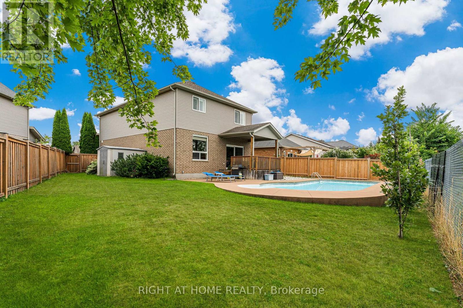 80 Loretta Drive, Niagara-On-The-Lake, Ontario  L0S 1T0 - Photo 43 - X12435207