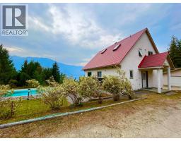 455 Crescent Bay Road, nakusp, British Columbia