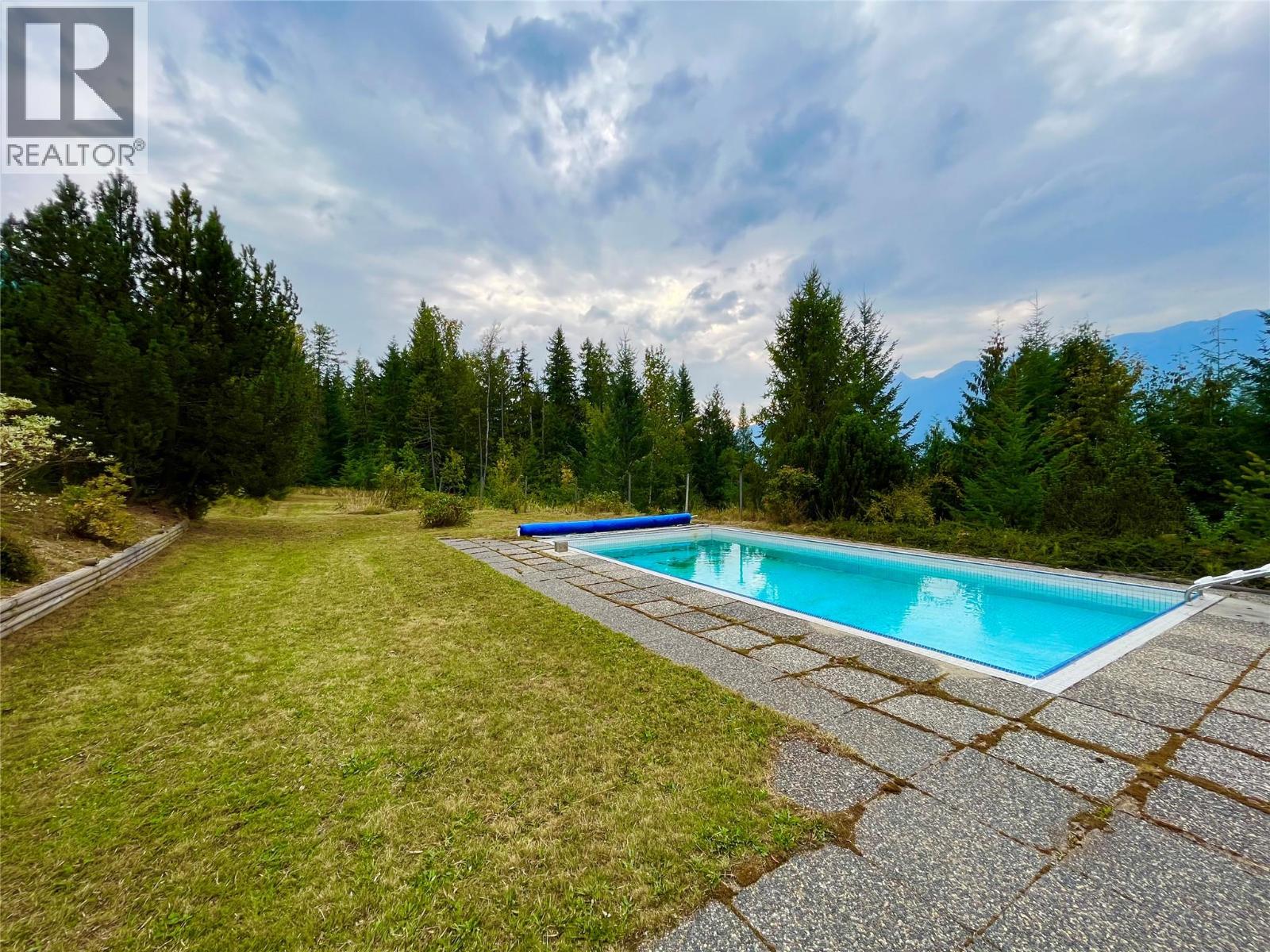 455 Crescent Bay Road, Nakusp, British Columbia  V0G 1R1 - Photo 24 - 10364424