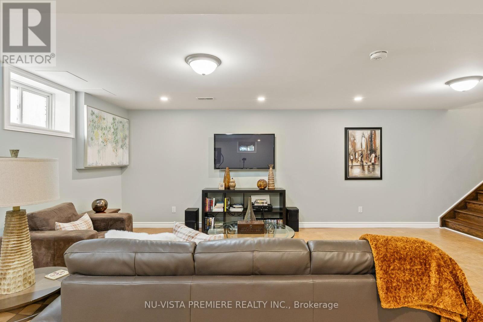 Photo 28 of 39 for 22534 Queens Line