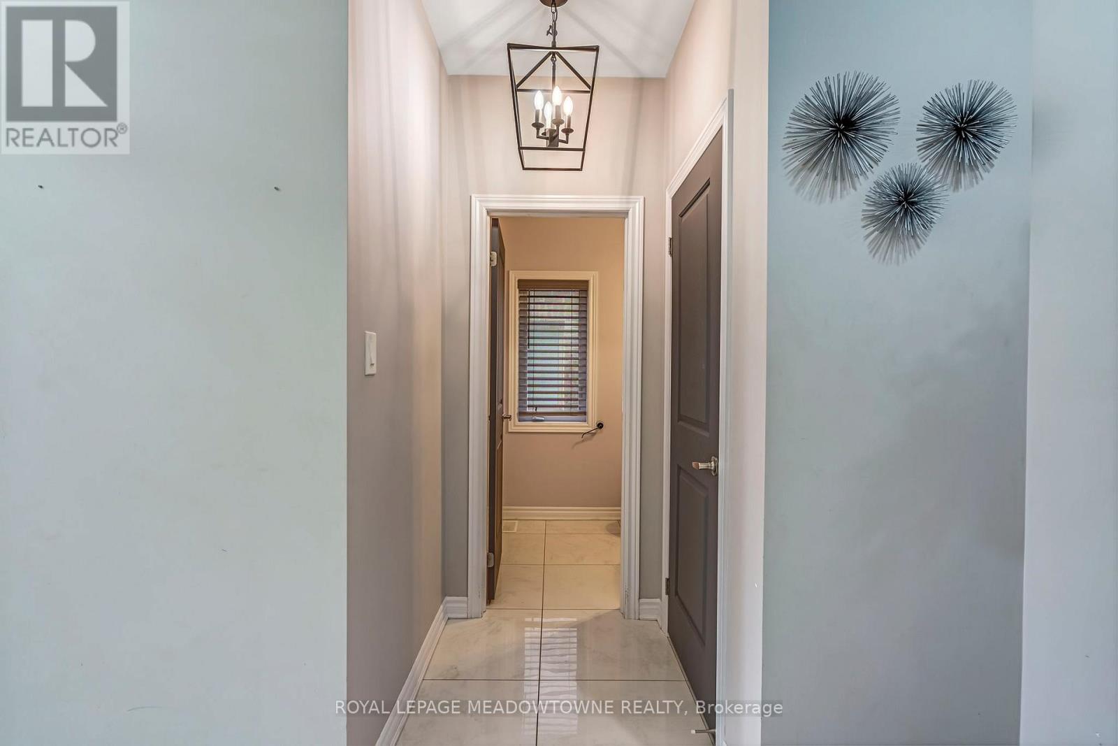 1029 Barton Way, Innisfil, Ontario  L9S 4R7 - Photo 43 - N12435054