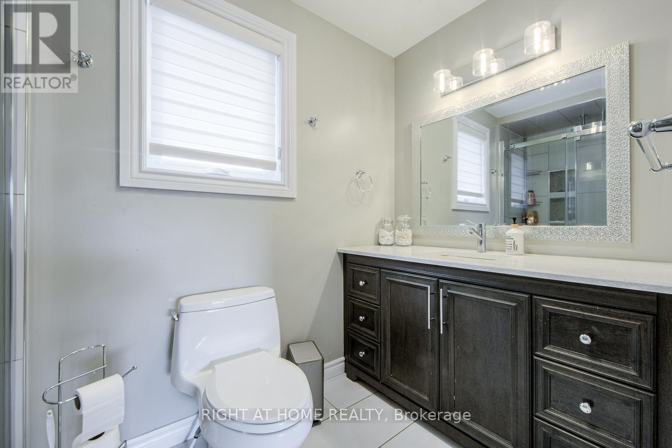 34 Lang Drive, Barrie (0 West), Ontario  L4N 0W3 - Photo 33 - S12434263