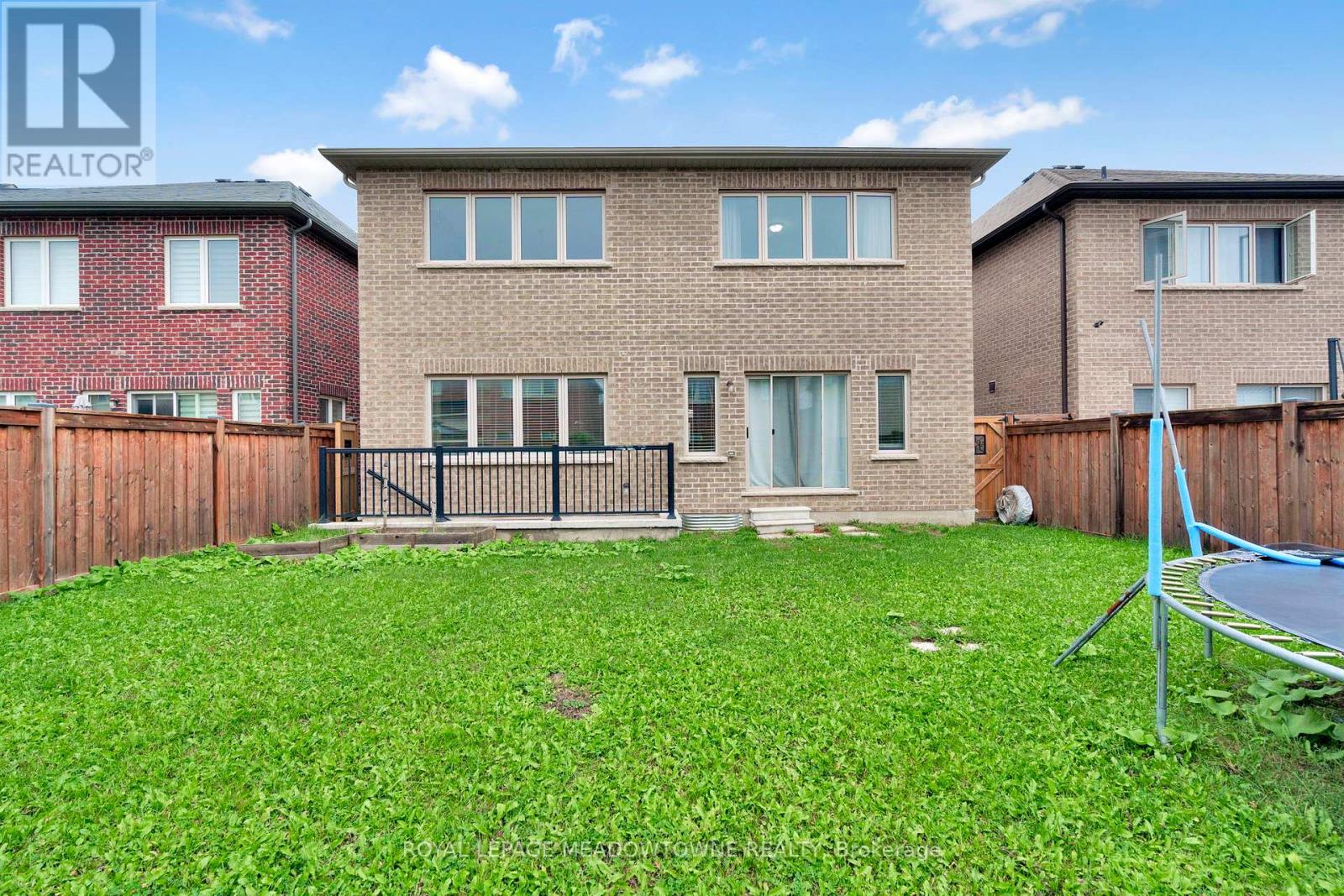 1029 Barton Way, Innisfil, Ontario  L9S 4R7 - Photo 45 - N12435054