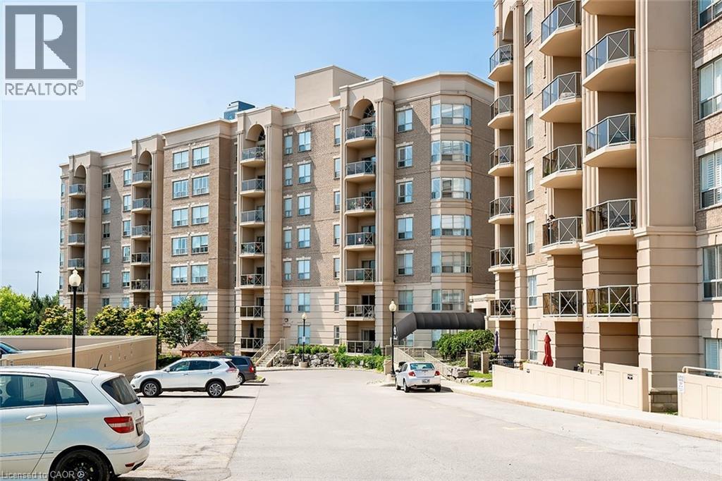 2085 Amherst Heights Drive Unit# 108, Burlington, Ontario  L7P 5C2 - Photo 37 - 40763378