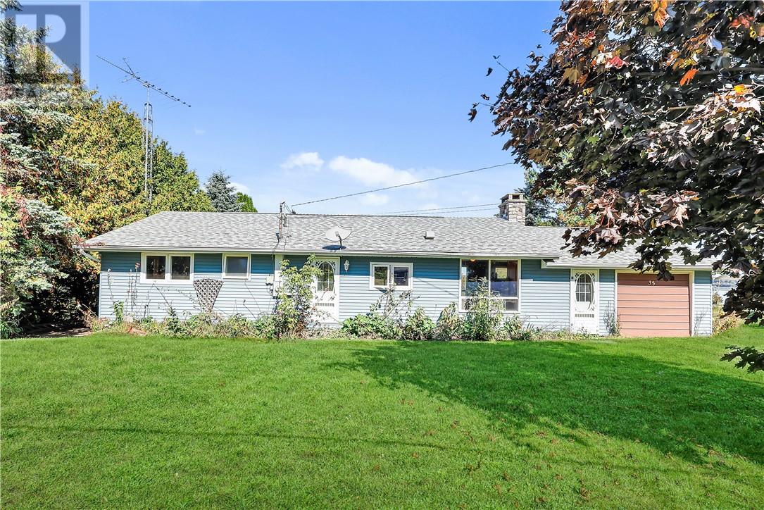 38 Rainbow Trail, Mindemoya, Ontario  P0P 1S0 - Photo 2 - 2124992