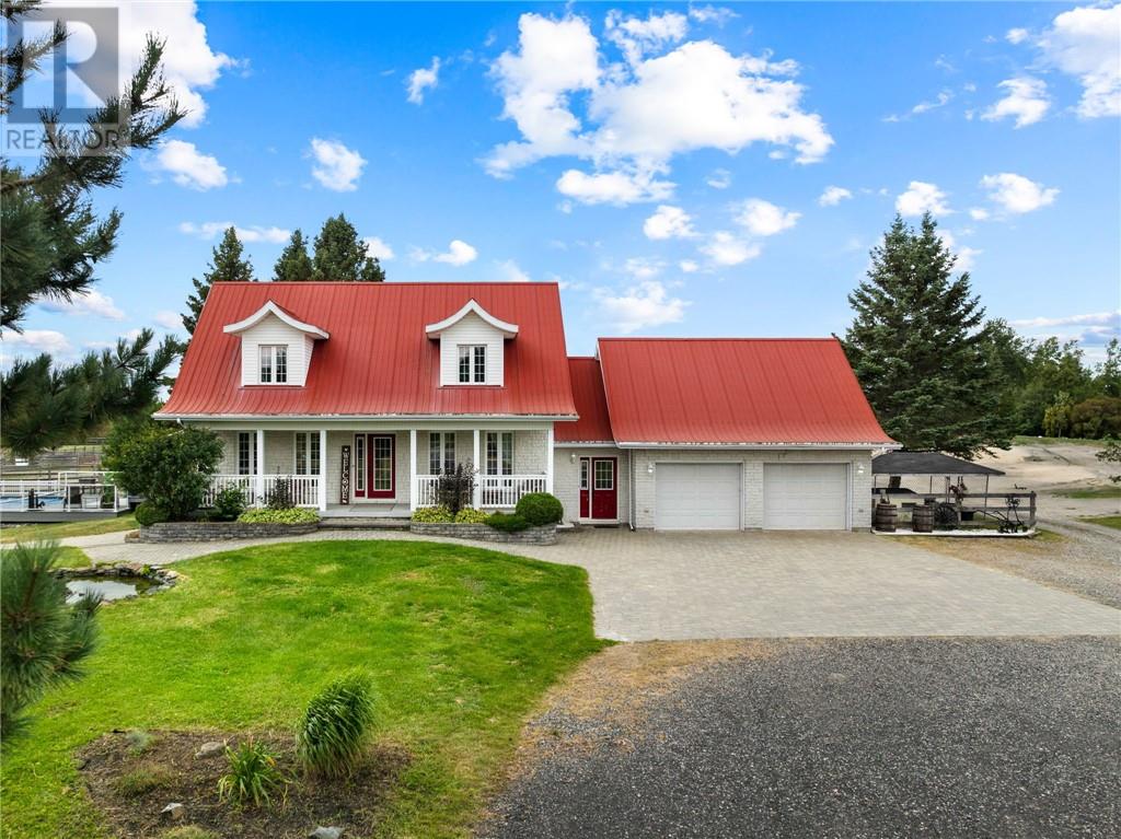 5041 Notre Dame Avenue, Hanmer, Ontario  P3P 1X4 - Photo 1 - 2124987