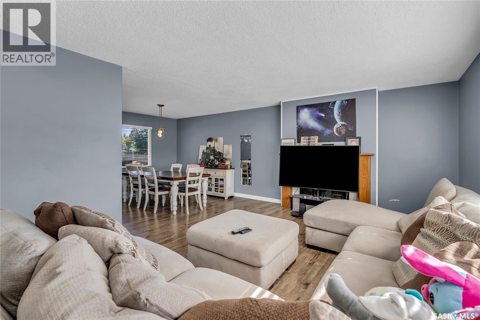 15 Moxon Crescent, Saskatoon, Saskatchewan  S7H 3B8 - Photo 4 - SK019626