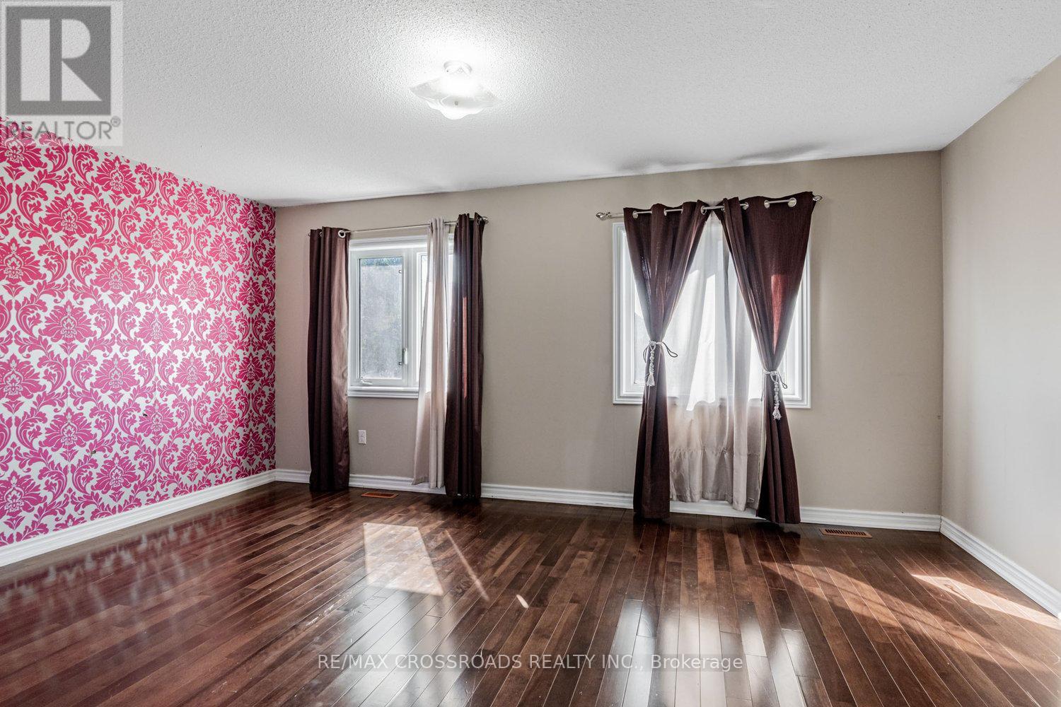 81 Lahore Crescent, Markham, Ontario  L3S 0A6 - Photo 16 - N12426650