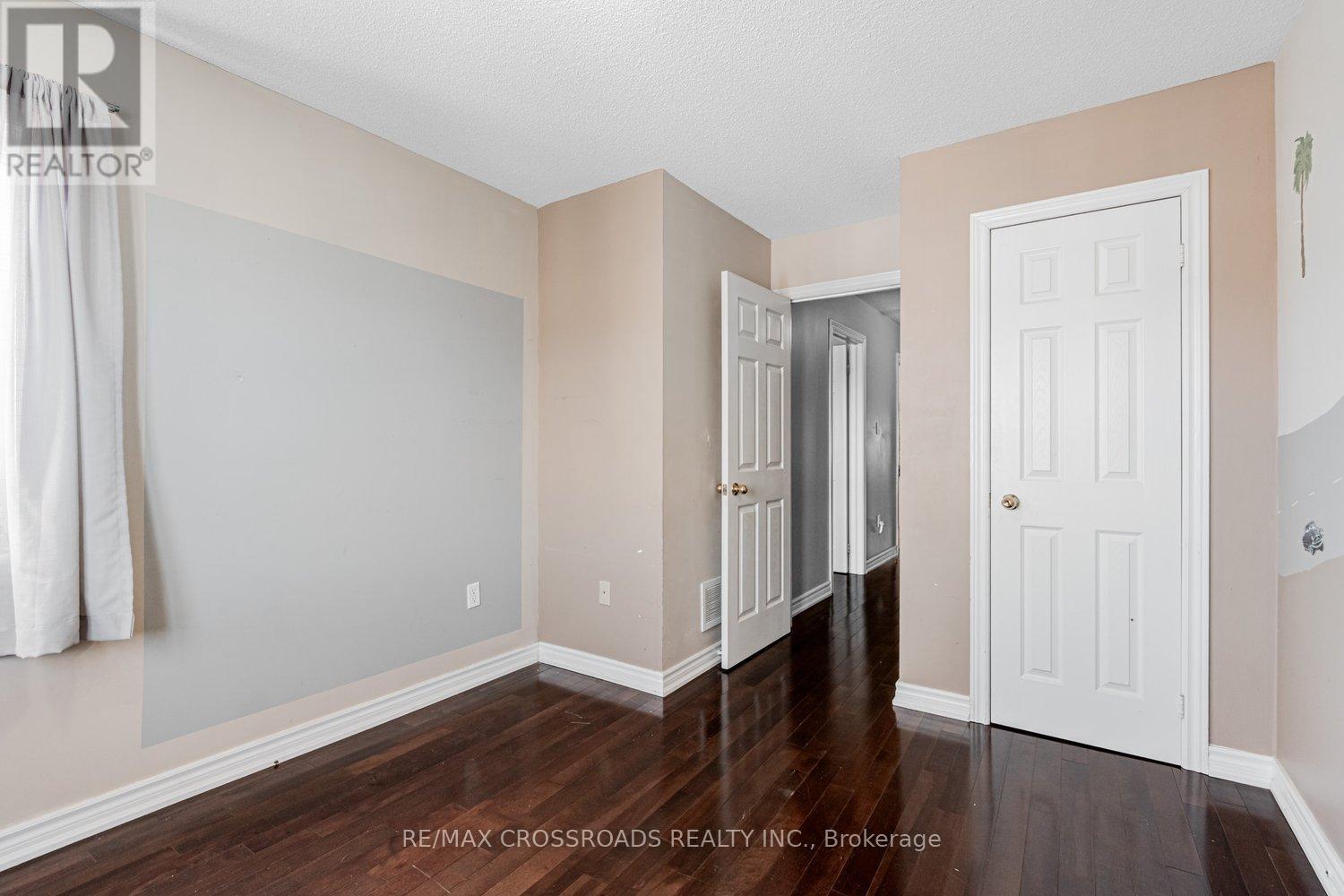 81 Lahore Crescent, Markham, Ontario  L3S 0A6 - Photo 21 - N12426650