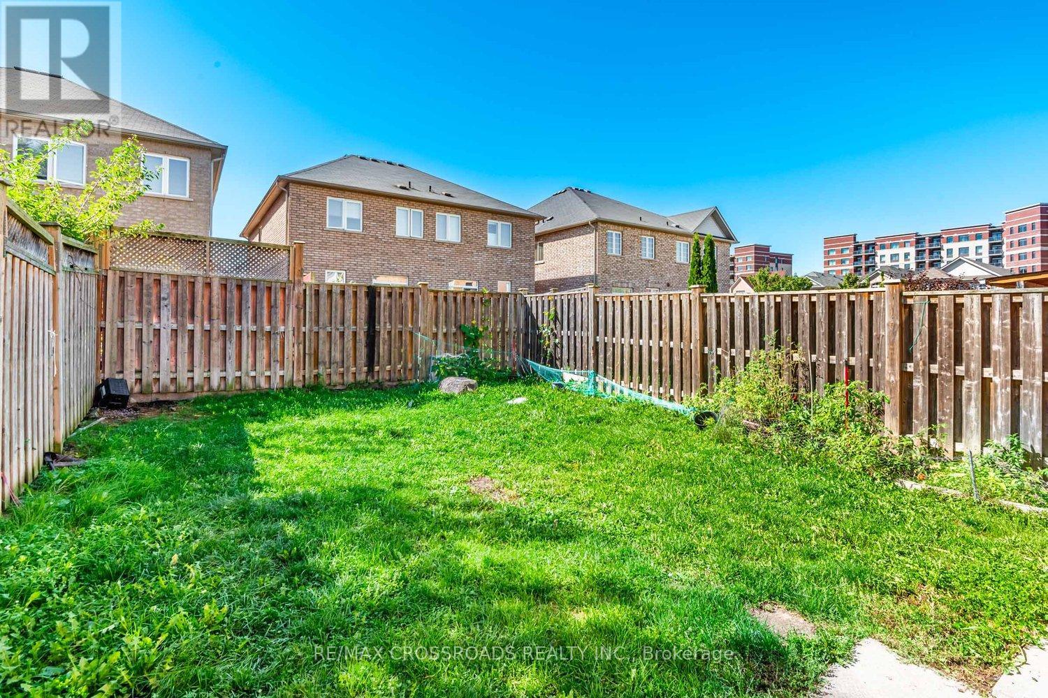 81 Lahore Crescent, Markham, Ontario  L3S 0A6 - Photo 25 - N12426650
