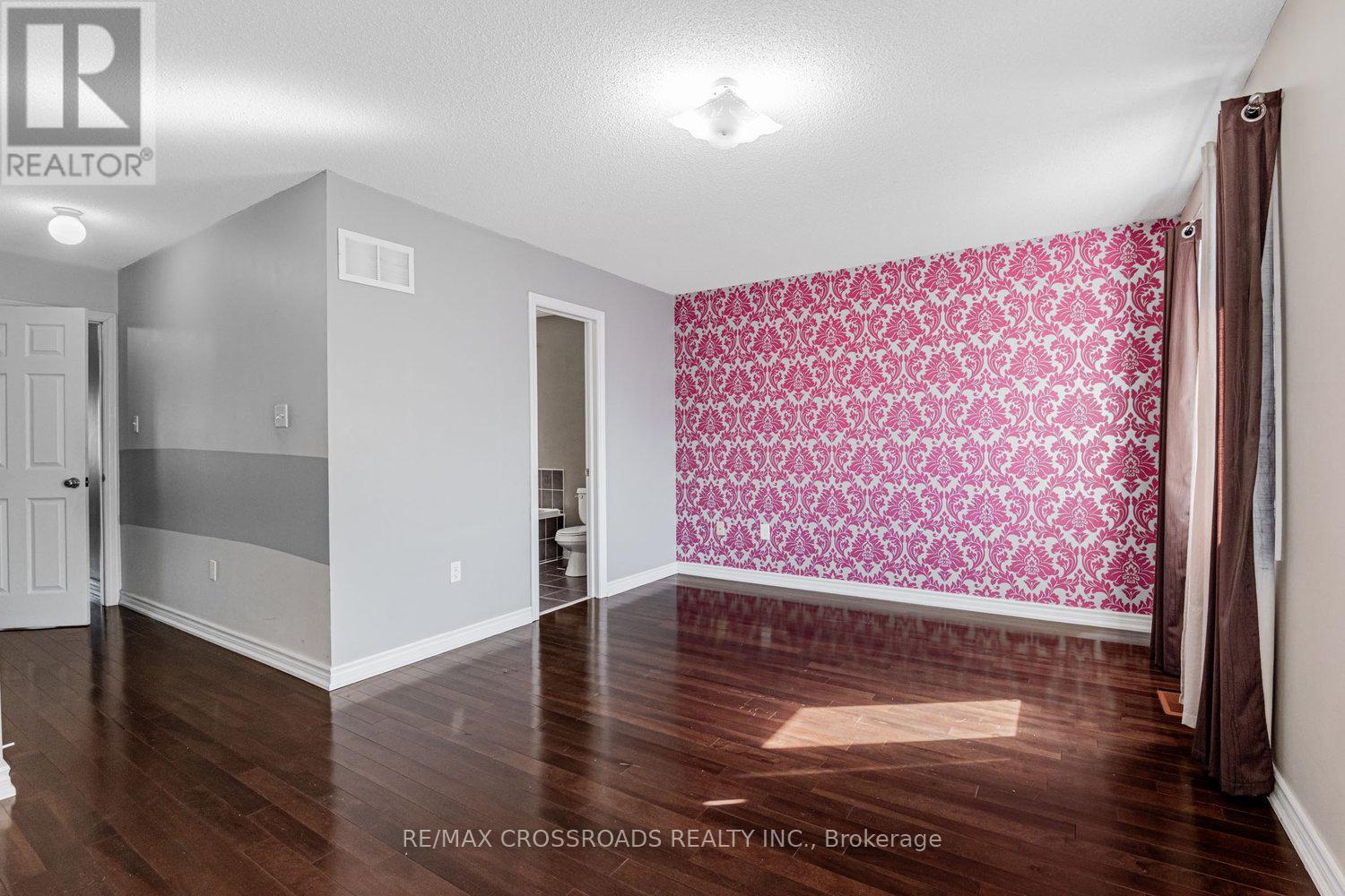 81 Lahore Crescent, Markham, Ontario  L3S 0A6 - Photo 15 - N12426650