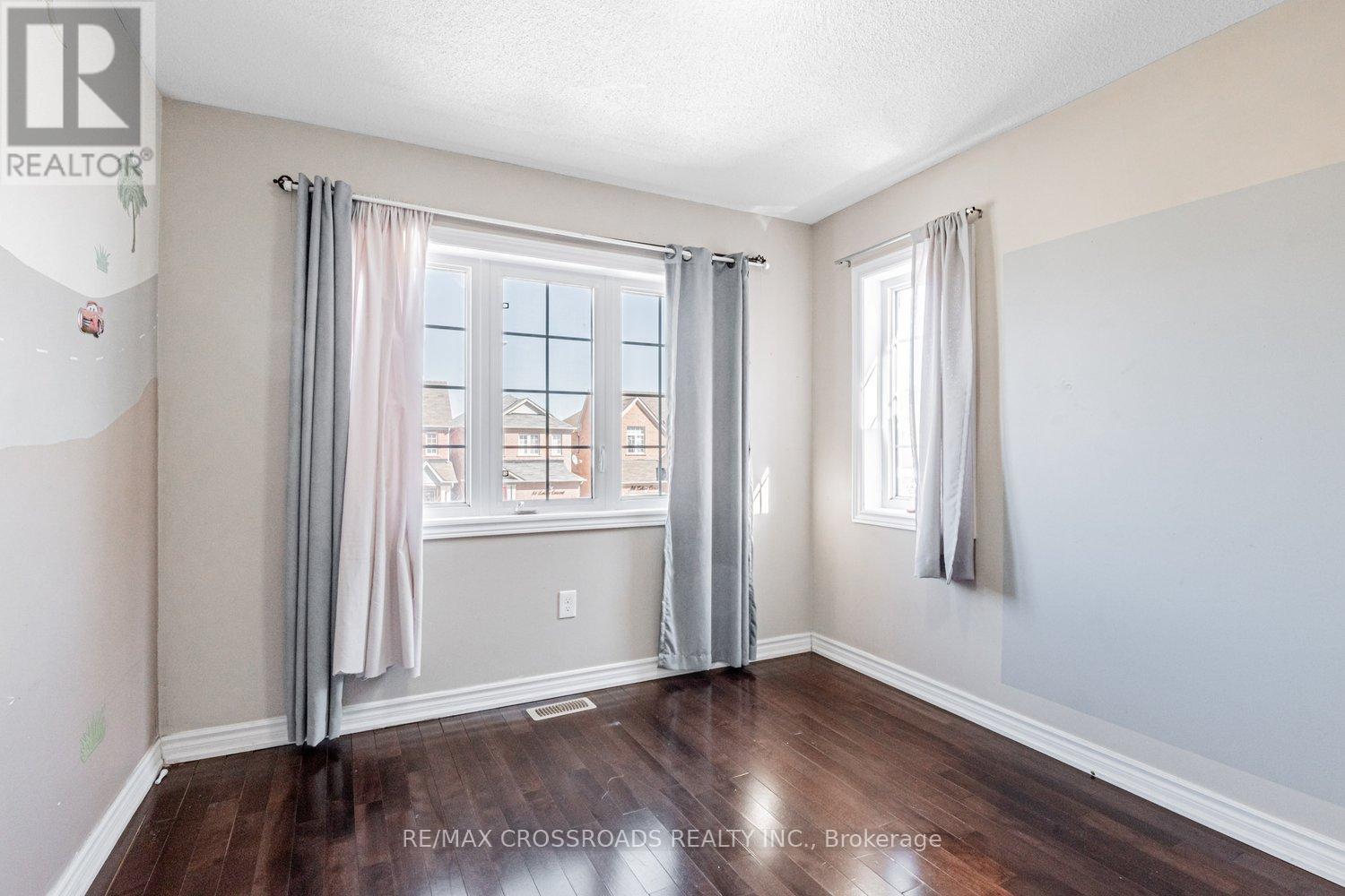 81 Lahore Crescent, Markham, Ontario  L3S 0A6 - Photo 22 - N12426650