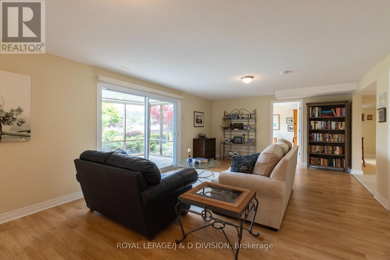 9 Victoria Avenue, Selwyn, Ontario  K0L 2H0 - Photo 23 - X12434436