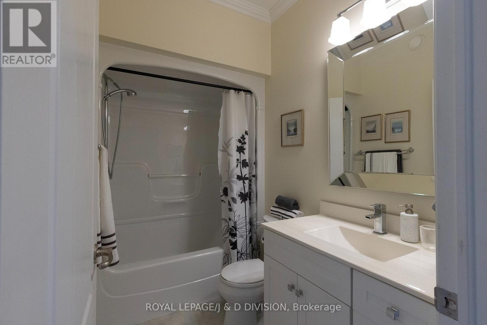 9 Victoria Avenue, Selwyn, Ontario  K0L 2H0 - Photo 20 - X12434436