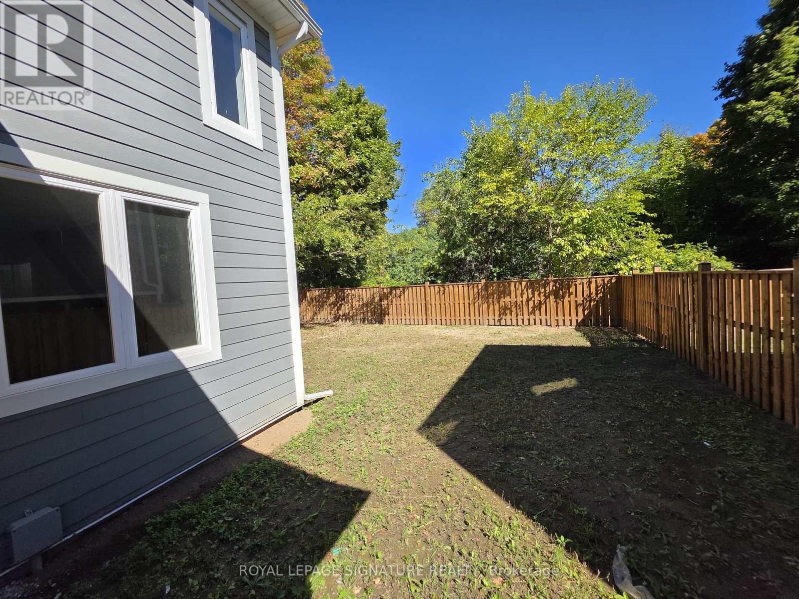 B - 198 Victoria Street, Hamilton, Ontario  L0R 2H0 - Photo 13 - X12434754