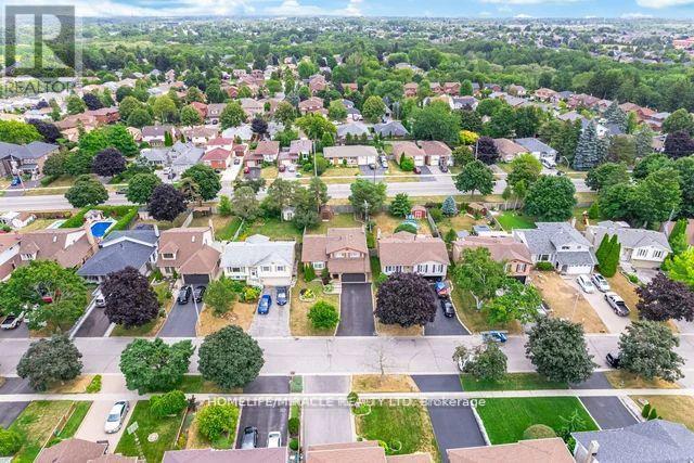 483 Labrador Drive, Oshawa, Ontario  L1H 7G1 - Photo 4 - E12435252