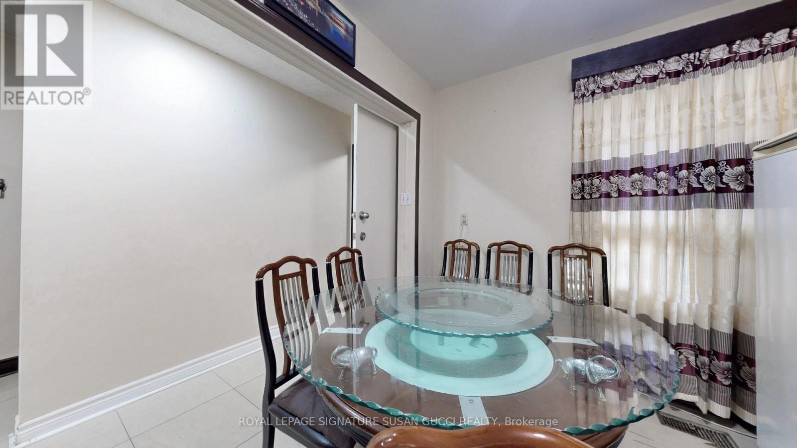 46 Albion Avenue, Toronto, Ontario  M1L 1J6 - Photo 15 - E12435304