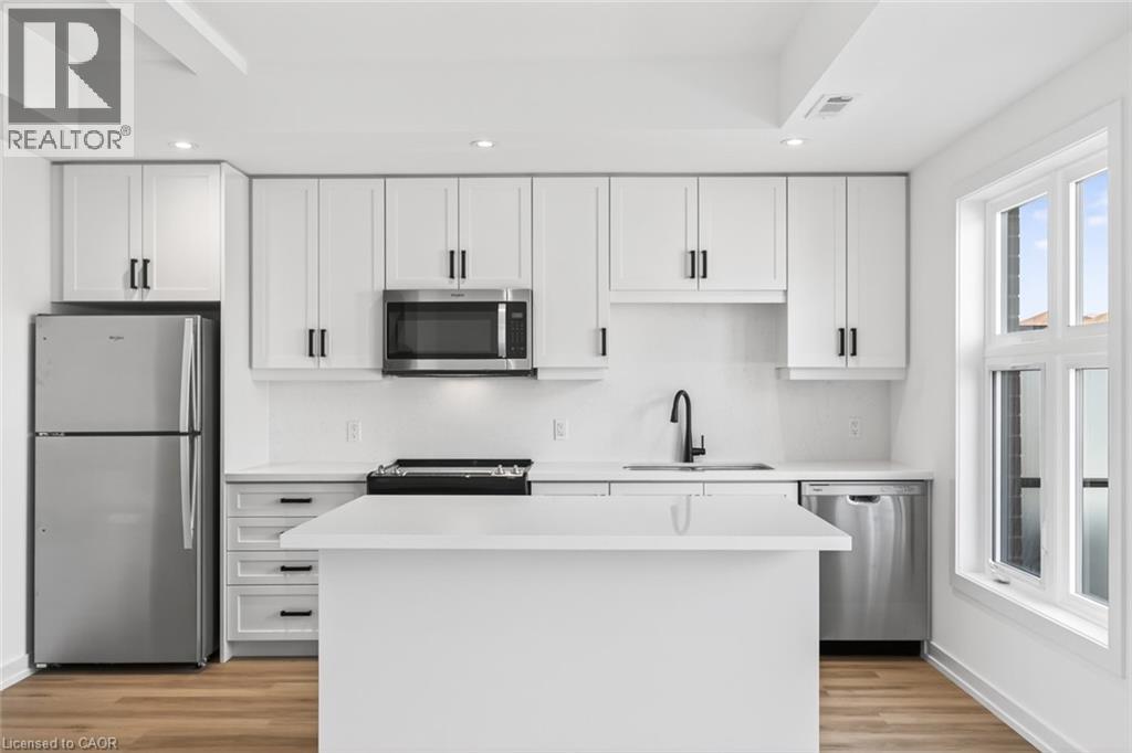 70 Kenesky Drive Unit# 36, Waterdown, Ontario  L0R 2H7 - Photo 15 - 40775015