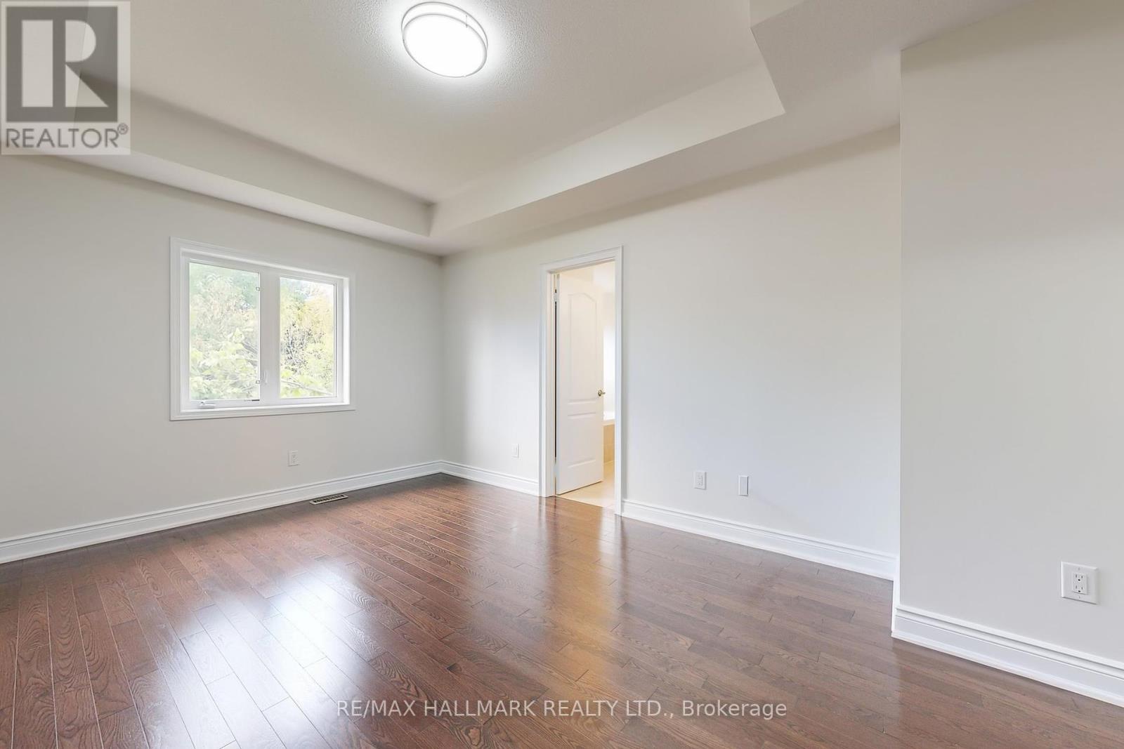 138 Olde Bayview Avenue, Richmond Hill, Ontario  L4E 3C7 - Photo 20 - N12435254