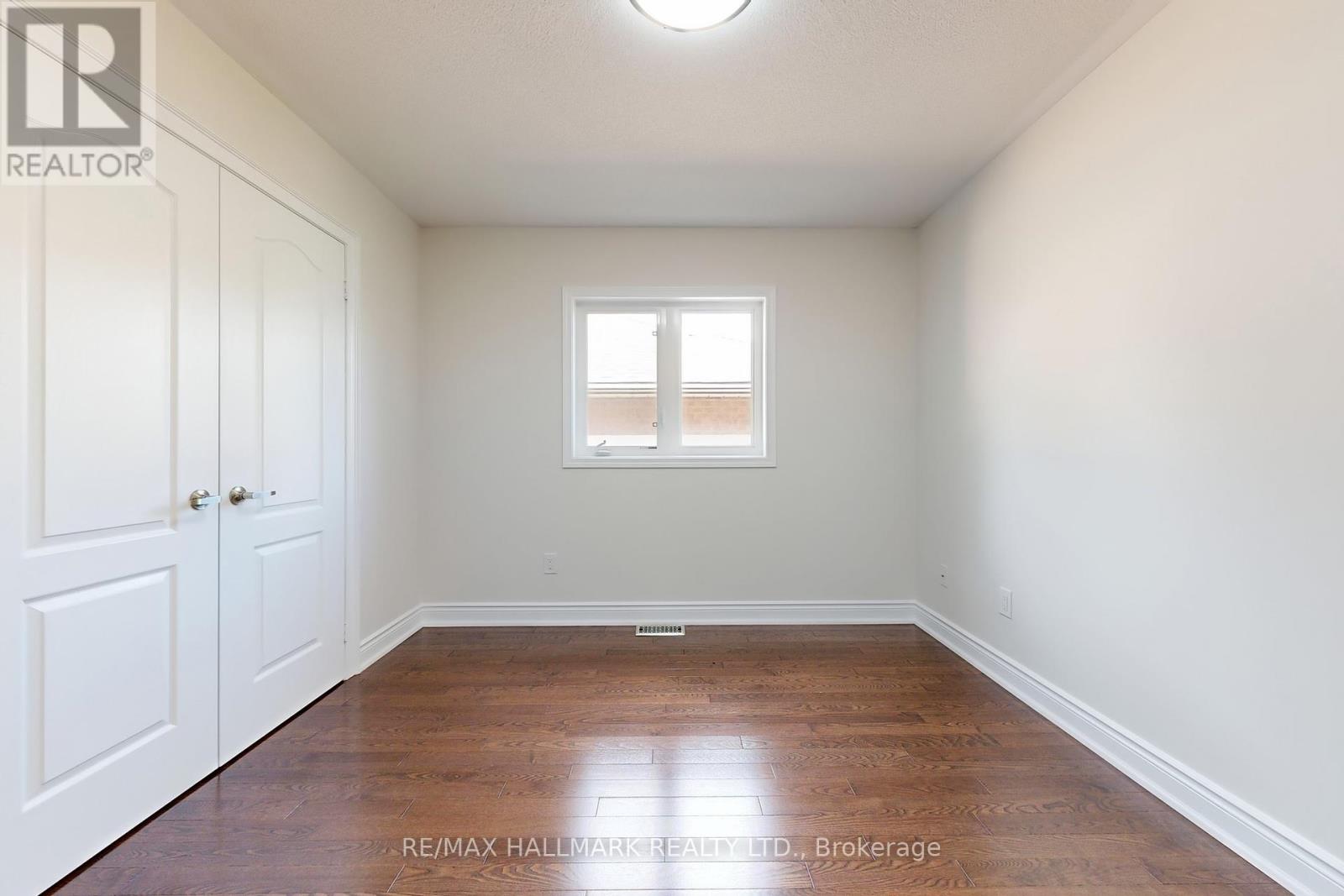 138 Olde Bayview Avenue, Richmond Hill, Ontario  L4E 3C7 - Photo 26 - N12435254