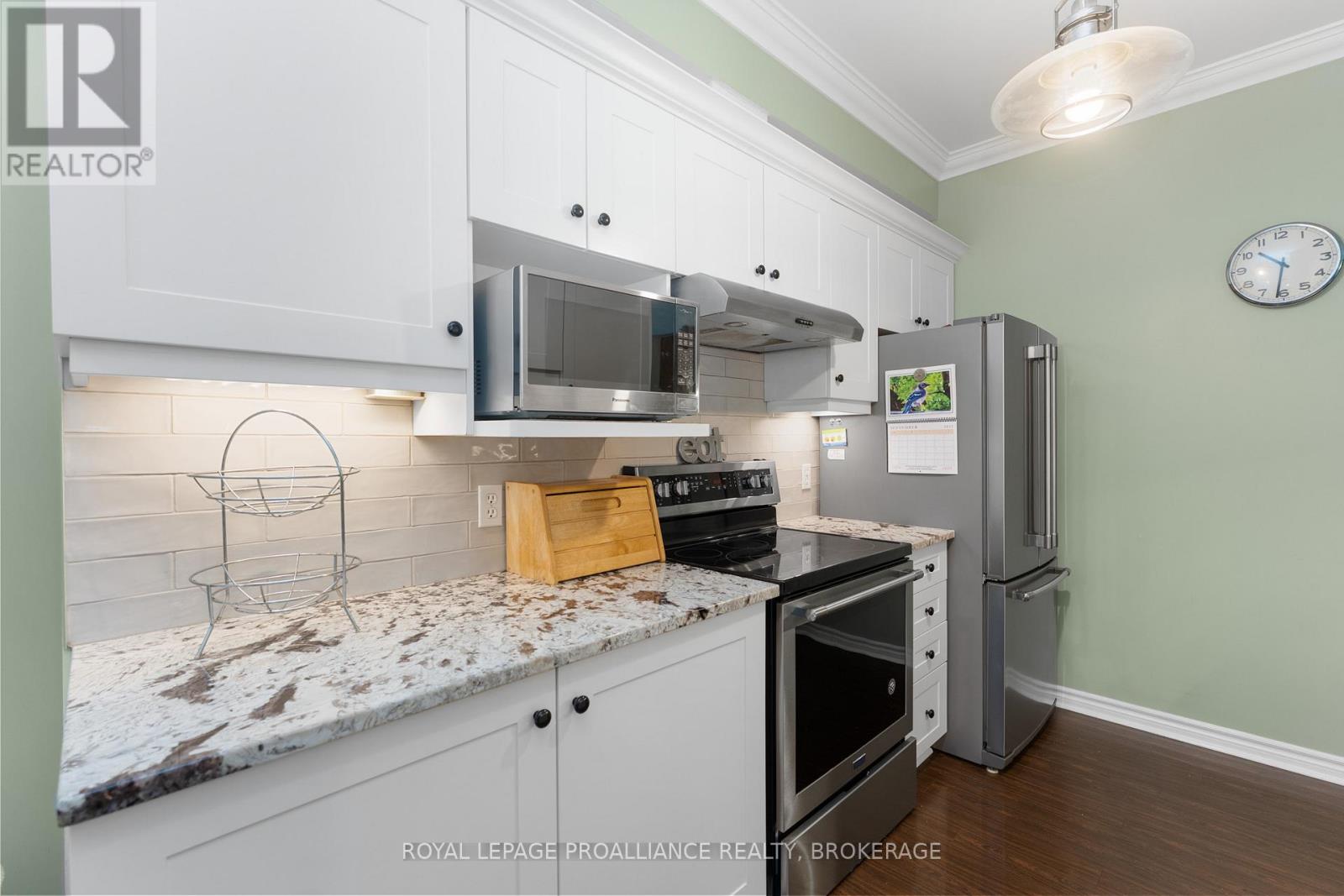39 Mowat Avenue, Kingston, Ontario  K7M 8Y8 - Photo 13 - X12435337