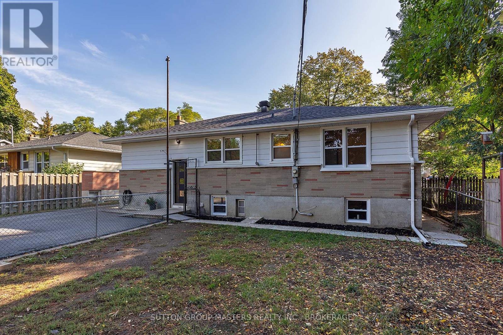 324 Yonge Street, Kingston (Central City West), Ontario  K7M 1G7 - Photo 10 - X12435386