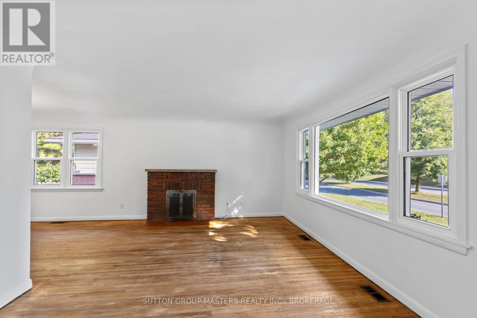 324 Yonge Street, Kingston (Central City West), Ontario  K7M 1G7 - Photo 17 - X12435386