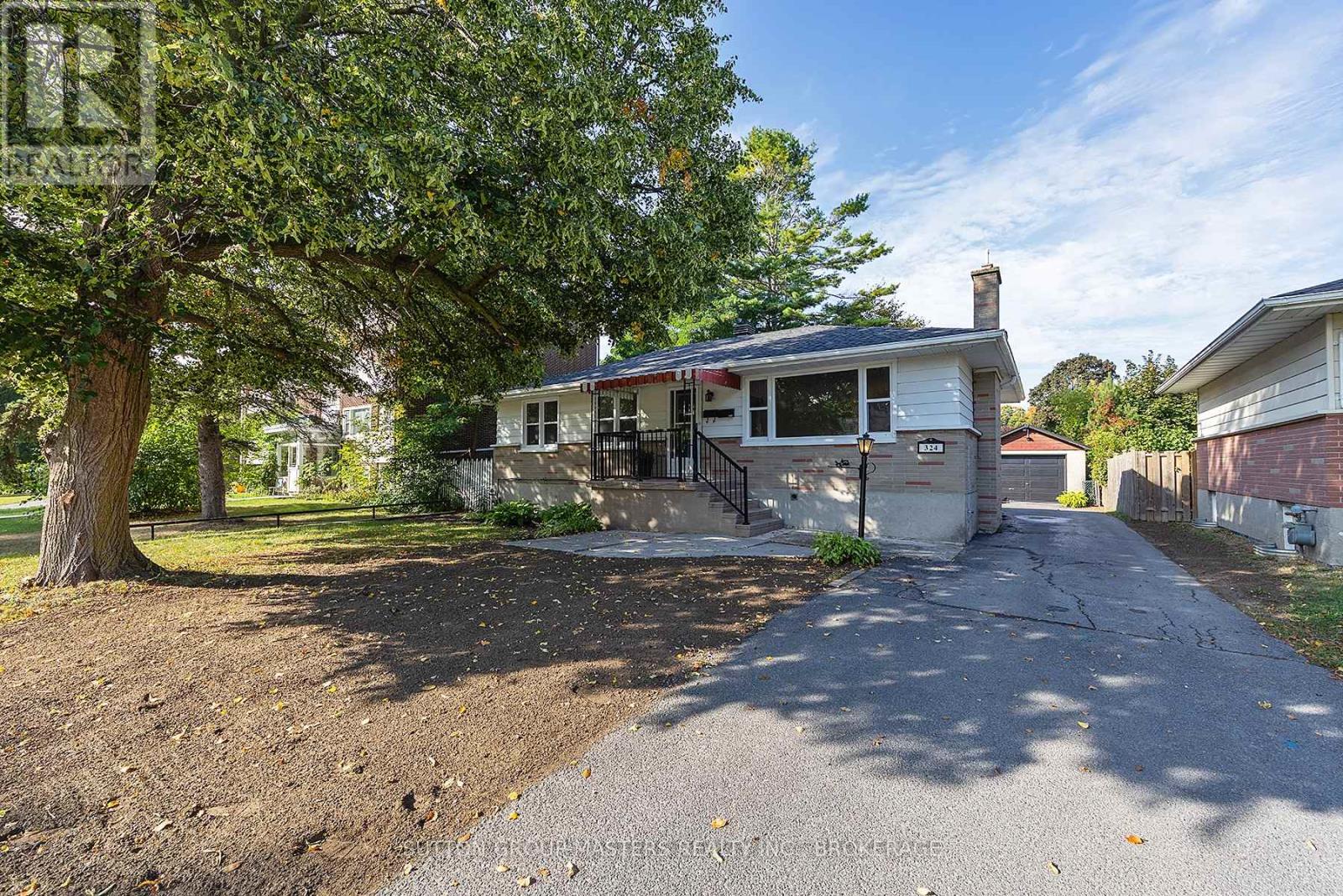 324 Yonge Street, Kingston (Central City West), Ontario  K7M 1G7 - Photo 2 - X12435386
