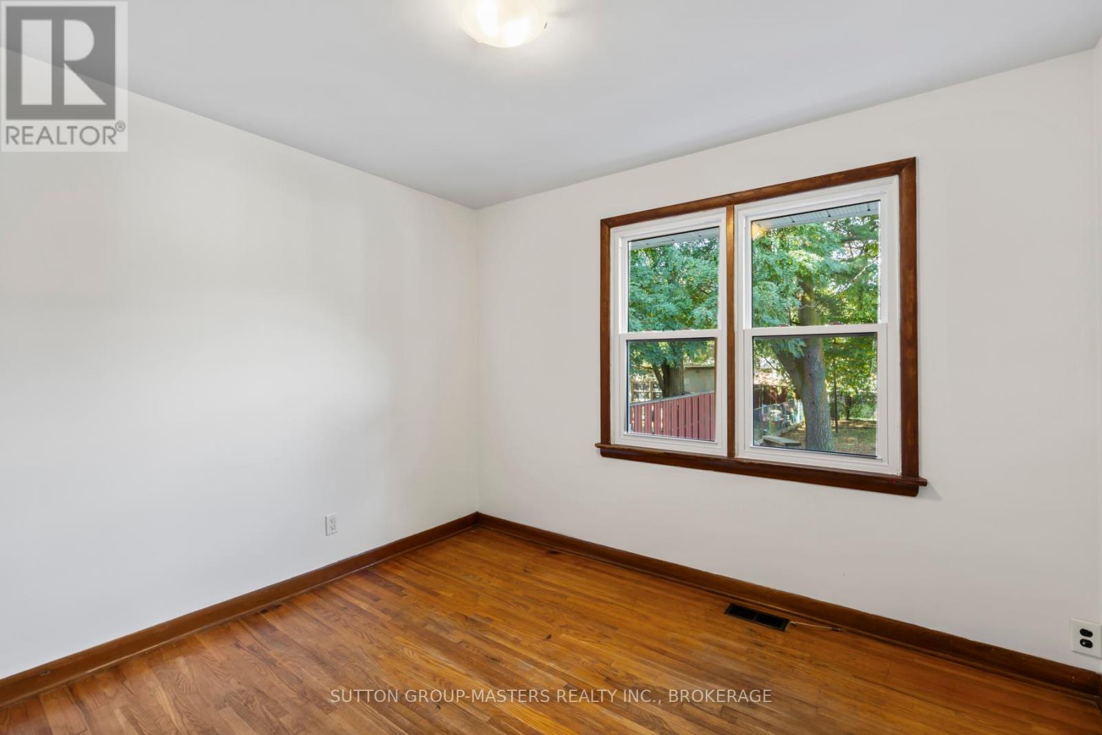 324 Yonge Street, Kingston (Central City West), Ontario  K7M 1G7 - Photo 33 - X12435386