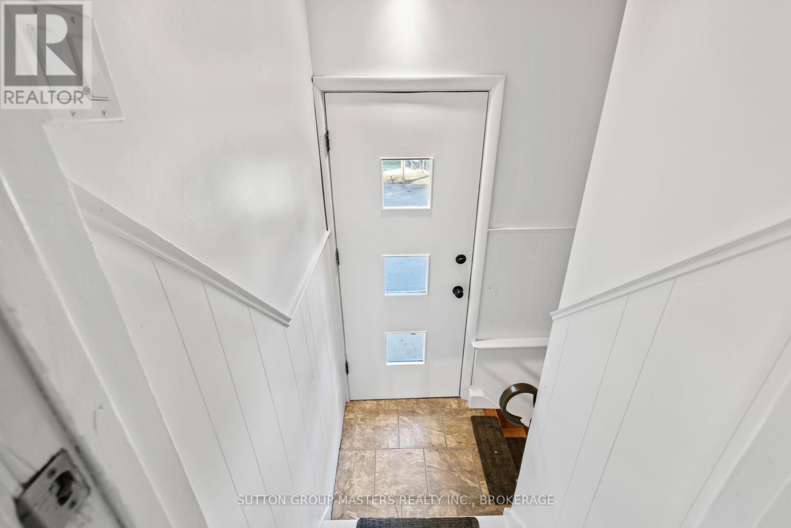 324 Yonge Street, Kingston (Central City West), Ontario  K7M 1G7 - Photo 35 - X12435386