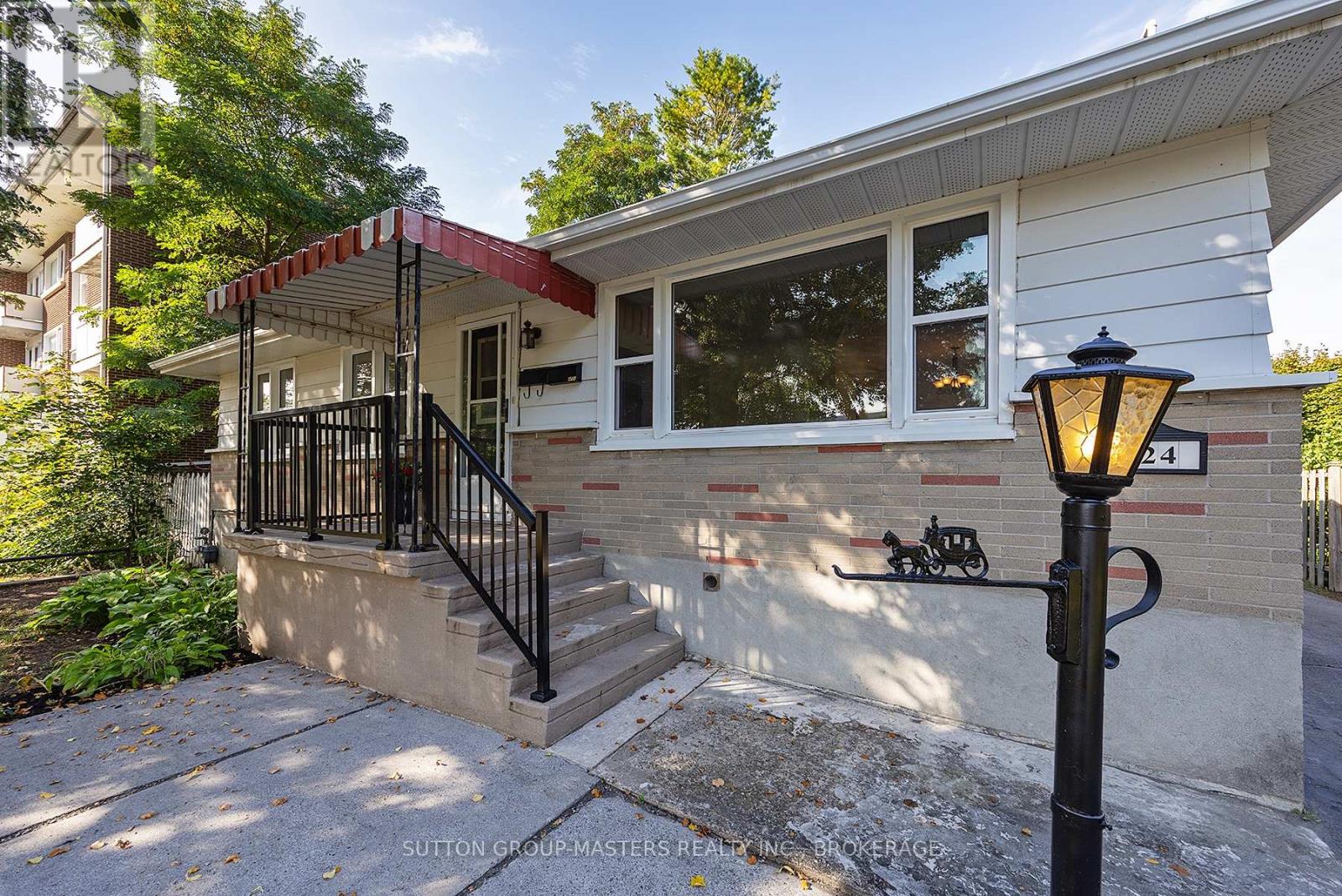 324 Yonge Street, Kingston (Central City West), Ontario  K7M 1G7 - Photo 4 - X12435386