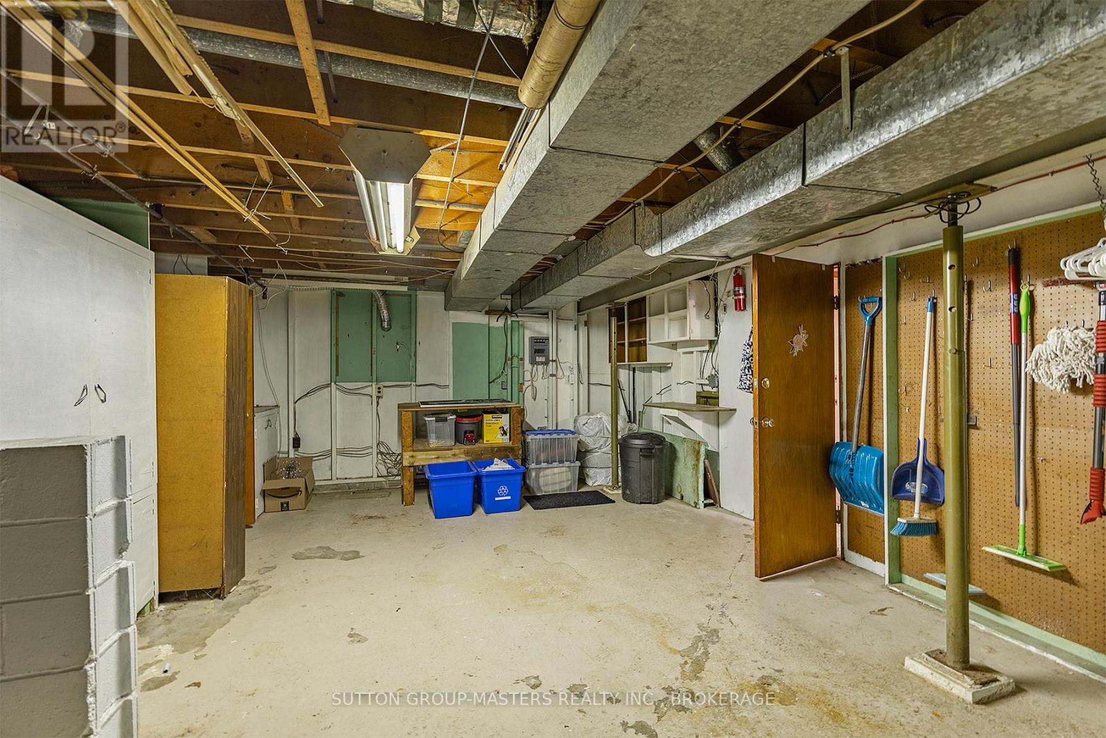 324 Yonge Street, Kingston (Central City West), Ontario  K7M 1G7 - Photo 49 - X12435386