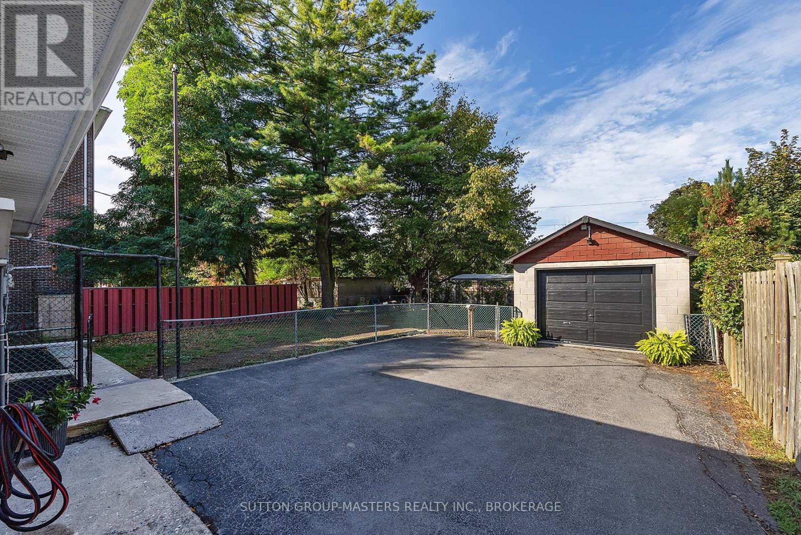 324 Yonge Street, Kingston (Central City West), Ontario  K7M 1G7 - Photo 7 - X12435386