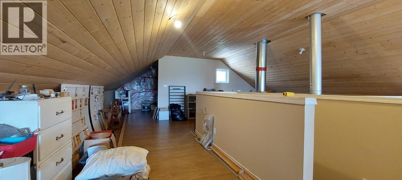 3400 Corvin Road, Chilcotin, British Columbia  V0L 1C0 - Photo 31 - R3039075