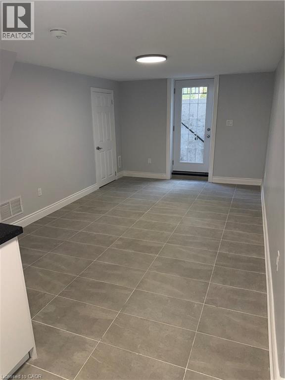 2034 Waycross Crescent Unit# Basement, Mississauga, Ontario  L5K 1H9 - Photo 7 - 40768121