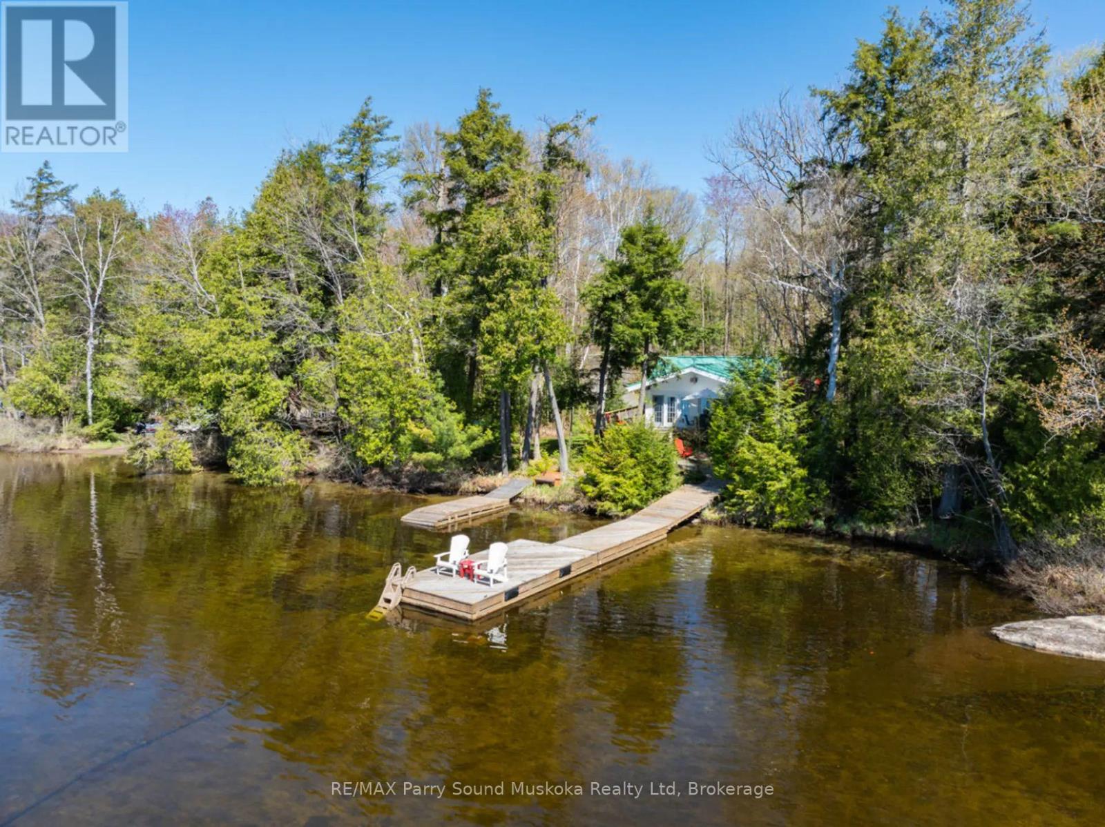 99 Sugar Lake Road, Seguin, Ontario  P2A 0B6 - Photo 4 - X12435350