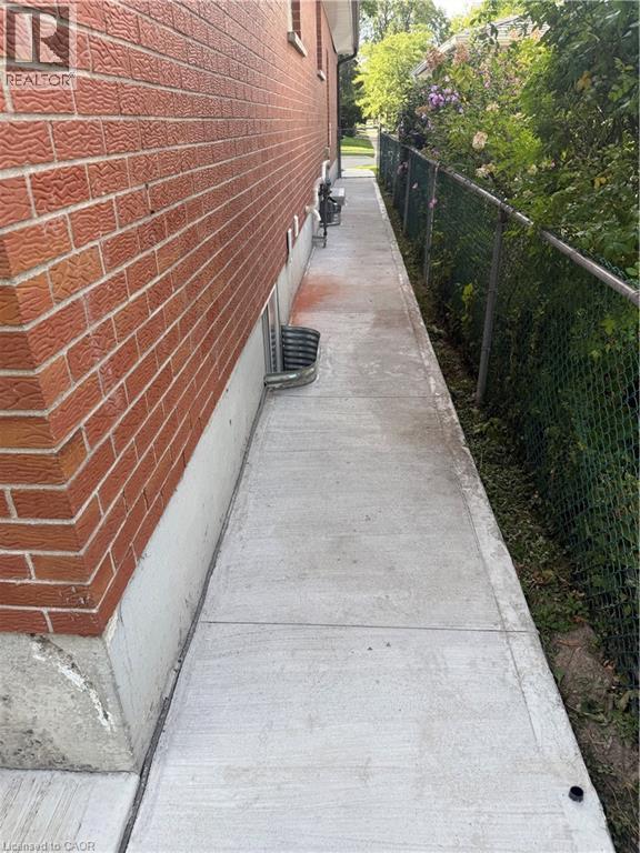 2034 Waycross Crescent Unit# Basement, Mississauga, Ontario  L5K 1H9 - Photo 28 - 40768121