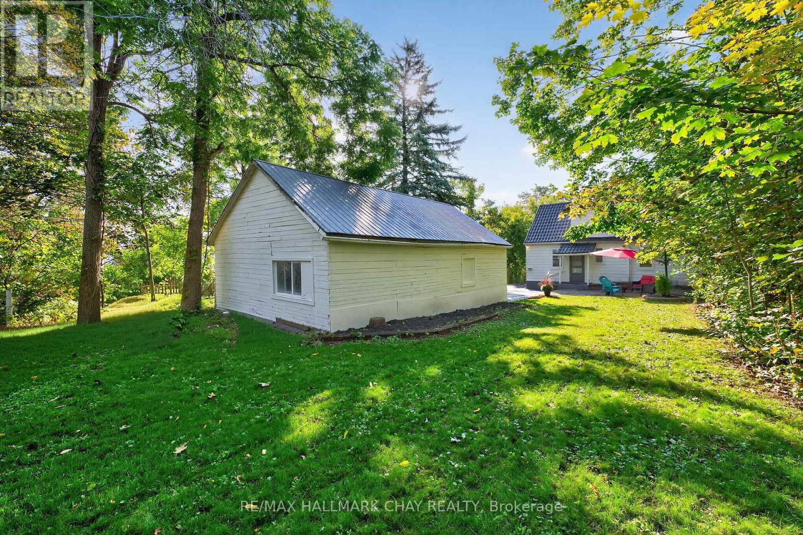 18 North Street E, Orillia, Ontario  L3V 2E4 - Photo 21 - S12435239