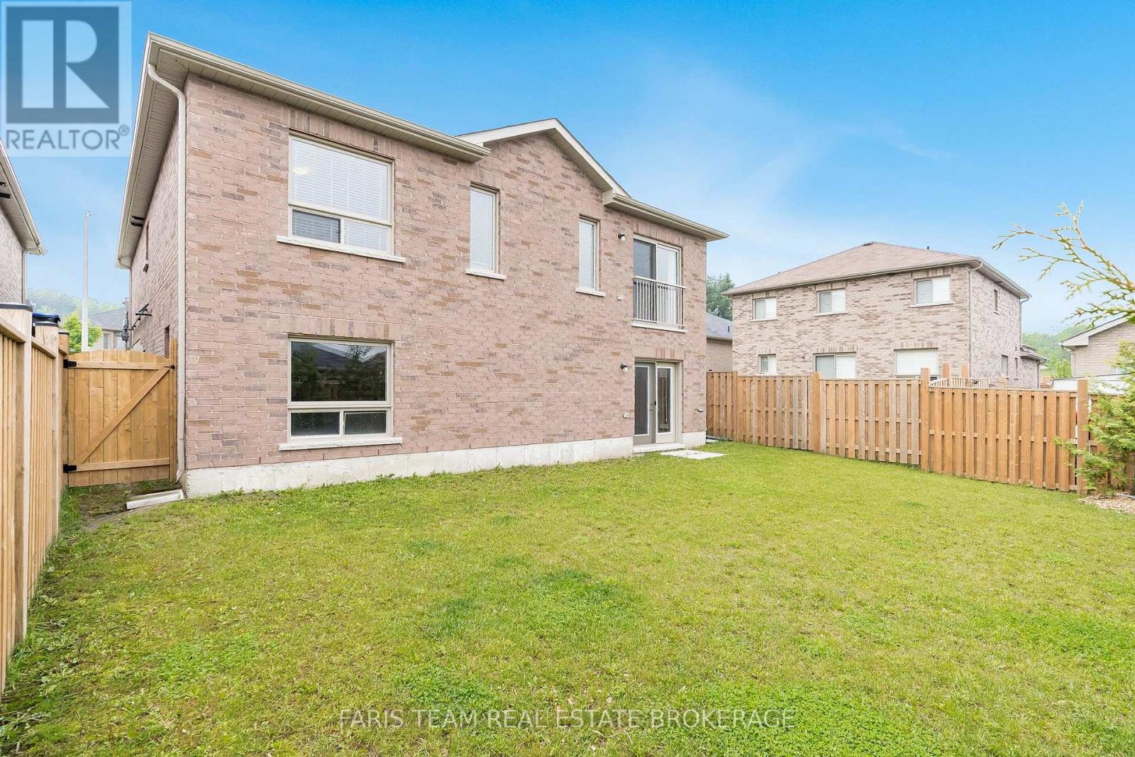 14 Beausoleil Drive, Penetanguishene, Ontario  L9M 0V8 - Photo 31 - S12435265