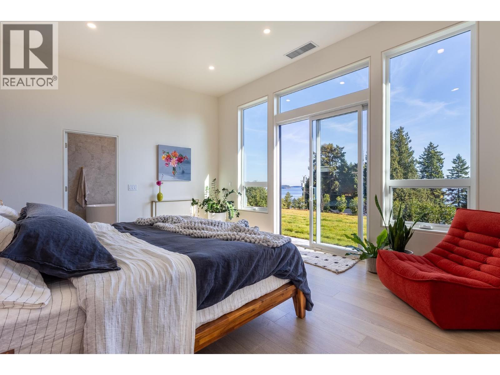 980 Gower Point Road, Gibsons, British Columbia  V0N 1V3 - Photo 21 - R3051488