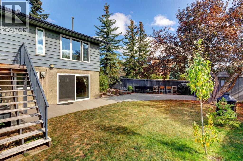 355 Coach Ridge Rise Sw, Calgary, Alberta  T3H 1E9 - Photo 31 - A2259687