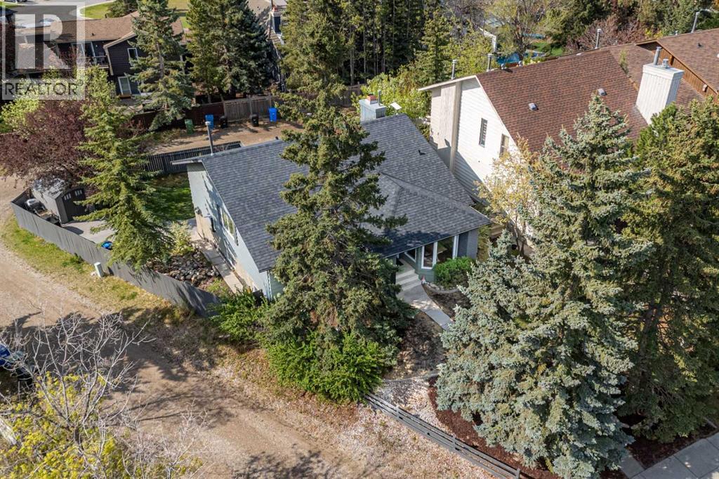 355 Coach Ridge Rise Sw, Calgary, Alberta  T3H 1E9 - Photo 39 - A2259687