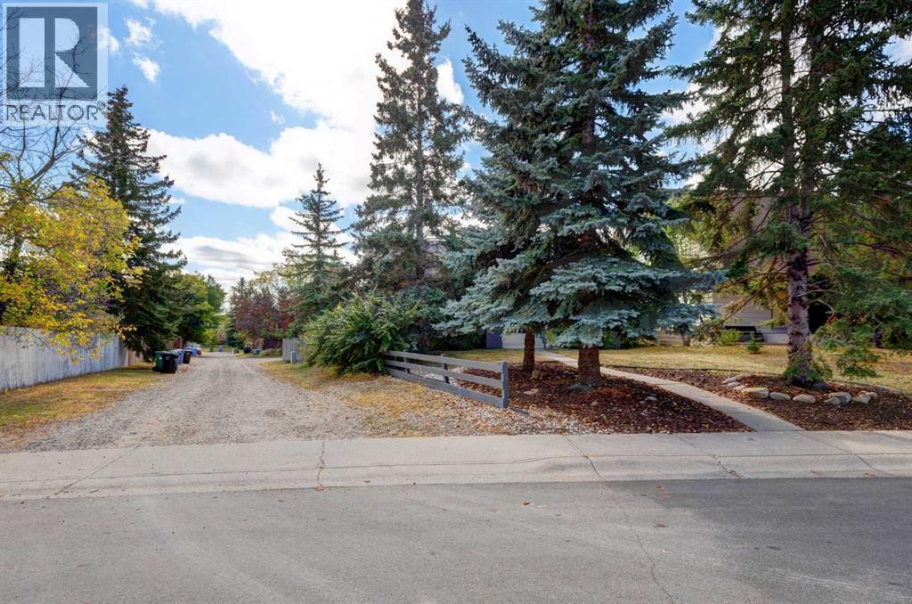 355 Coach Ridge Rise Sw, Calgary, Alberta  T3H 1E9 - Photo 35 - A2259687