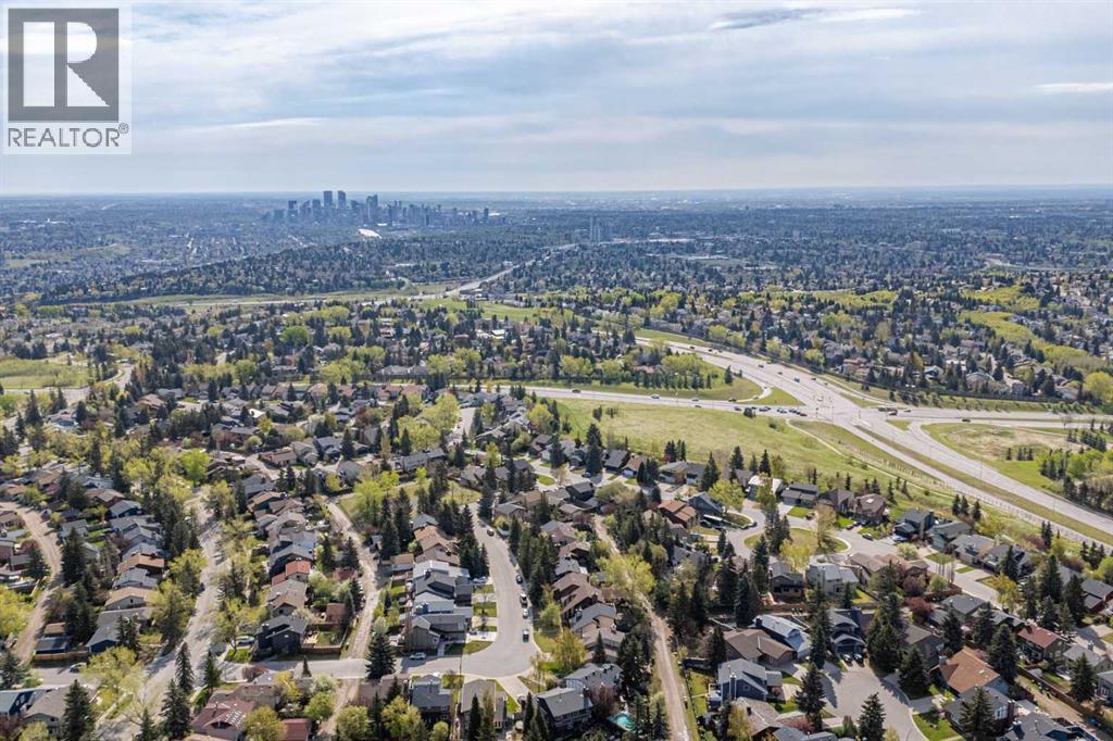 355 Coach Ridge Rise Sw, Calgary, Alberta  T3H 1E9 - Photo 49 - A2259687